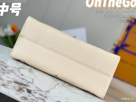 WIS LOUIS MM ONTHEGO VUITTON 1210